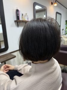 阿南市　羽ノ浦　美容室　アーティ　お手入れ簡単ボブ　
