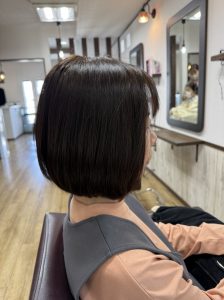 阿南市　羽ノ浦　美容室　アーティ　お手入れ簡単ボブ　乾かすだけでまとまる