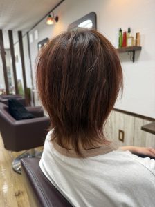 阿南市　羽ノ浦　美容室　アーティ　お手入れ簡単スタイル　トップに自然なボリューム